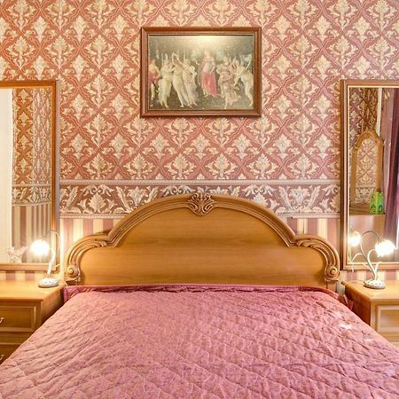 Aristocratic, Elegant, Designer Top Central Apartment Sofia Luaran gambar